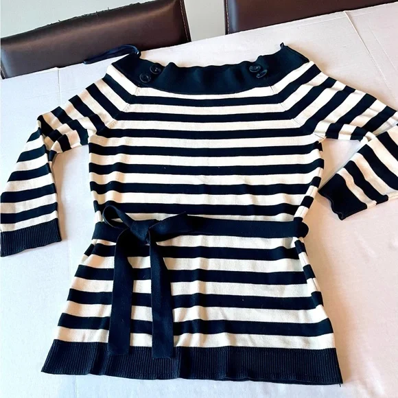 Milly Silk/Cotton/Cashmere blend sweater. - Picture 9 of 12